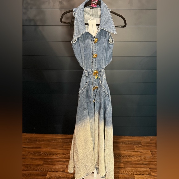 #161 URBAN REVIVO | GRADIENT CUT-OUT SLEEVELESS DENIM DRESS Sz. 4 & Sz. 8 Jean - Picture 9 of 15